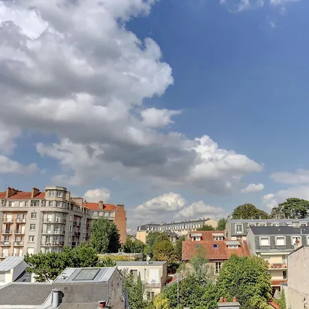 Le Berthier - * Versailles